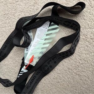 NWT Off-White Black and Black Classic Industrial Belt- One Size